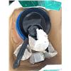 Image 1 : 15 Piece Enameled Camping Set with Cookware and Tableware