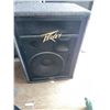 Image 2 : Peavey 115 International Series III Speaker Cabinet 400W