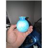 Image 7 : Decorative Glass and Ceramic Collectibles Lot