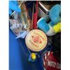 Image 5 : Collectibles Lot: Smurf Doll, Booth Reddimond Herring Jar, 22K Gold Plate