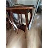 Image 2 : Quarter Sawn Oak Two-Tier Console Table
