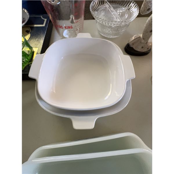 Corning Ware Blue Cornflower Covered Casserole Dishes, Lot of 2
