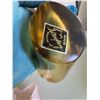 Image 2 : Altaglass Hand Made Amber Glass Swan, Medicine Hat Alberta