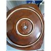 Image 3 : Mid-Century Medalta Pottery Two-Tiered Brown Serving Tray
