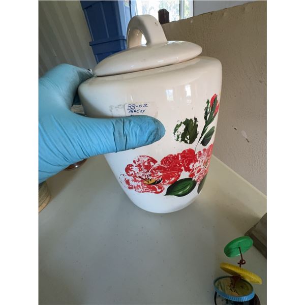 McCoy 33 Oz Lidded Ceramic Cookie Jar with Floral Decoration
