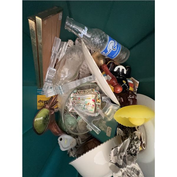 Lot: Decorative Items, Glassware, Figurine, Trinket Tray