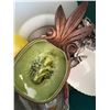Image 7 : Lot: Decorative Items, Glassware, Figurine, Trinket Tray