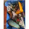 Image 1 : Sunburst Canada Pottery Vase and Medalta Redcliff Pottery Plate Set