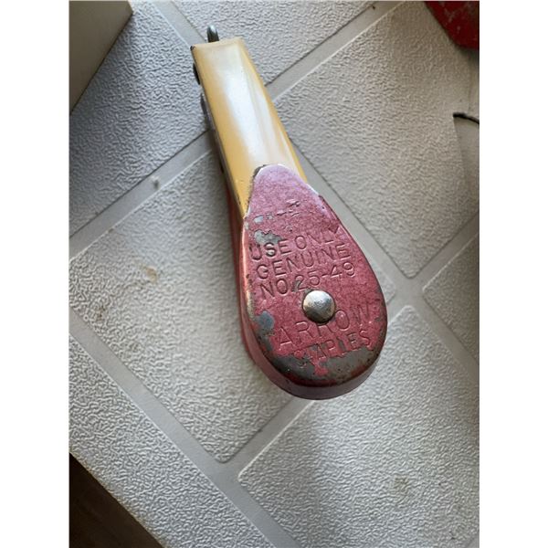 Arrow Model 254 Stapler Metal and Bakelite Construction