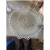 Image 5 : Holly Hobbie Porcelain Plate and Glass Cake Stand Set