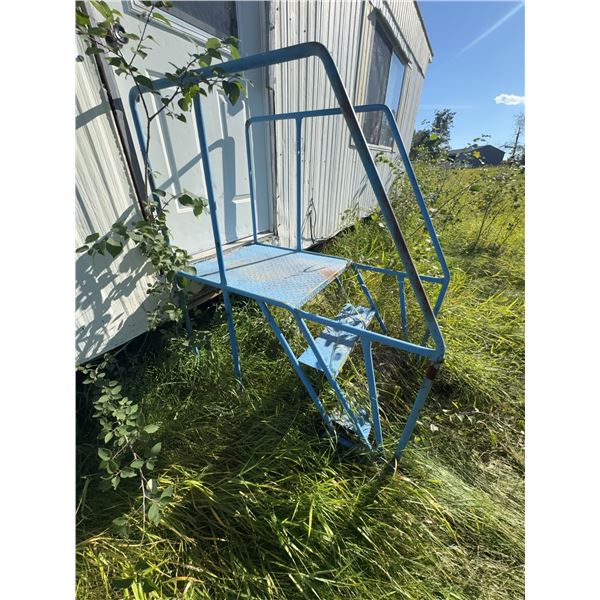Portable Blue Metal Staircase with Handrails for Trailer Entry