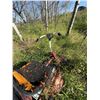 Image 5 : Briggs & Stratton 319cc Ride-On Lawn Mower with Damaged Seat