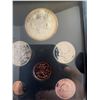 Image 4 : 1975 Royal Canadian Mint Double Struck Silver and Nickel Dollar Coin Set in Case