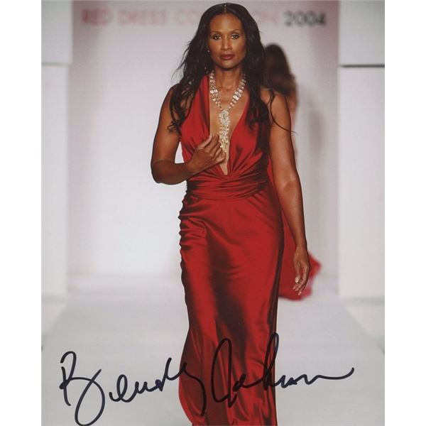 Vogue Covergirl Beverly Johnson signed photo