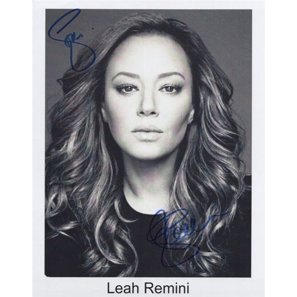King of Queens Leah Remini Signed Photo