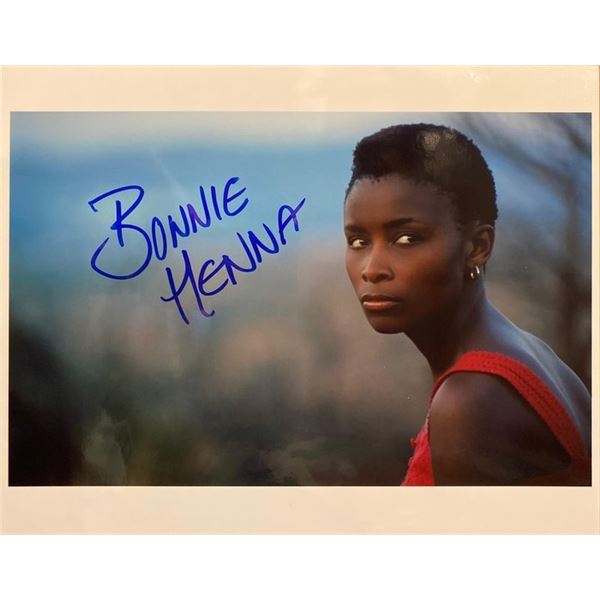 Invictus Bonnie Henna signed photo
