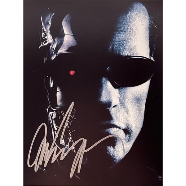 Terminator Arnold Schwarzenegger signed photo