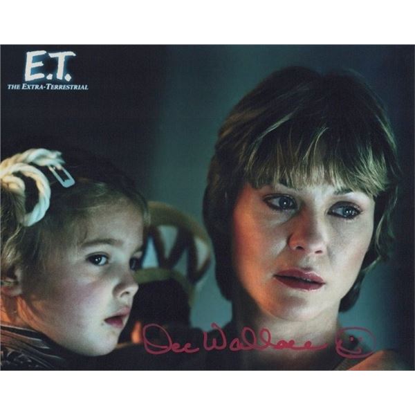 E.T. the Extra-Terrestrial Dee Wallace Signed Photo