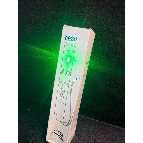 High Power Green Light Laser Pointer - Excellent for High Visibility! - New