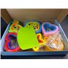 Image 2 : Food for Kids Sandwich Cutter Bento Box Accessory Kit - New