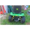 Image 3 : John Deere L110 Hydrostatic Riding Mower, 42" Cut
