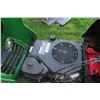 Image 8 : John Deere L110 Hydrostatic Riding Mower, 42" Cut