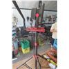 Image 2 : Halogen Shop Lights on Stand with Extension Cords