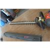 Image 4 : Husqvarna 122HD60 Hedge Trimmer, 24"