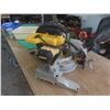 Image 3 : Dewalt Miter Saw