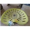 Image 3 : Tractor Implement Seat and Wringer