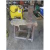 Image 2 : Antique Harness Vise
