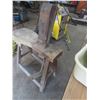 Image 3 : Antique Harness Vise