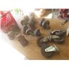 Image 1 : 18 Casters