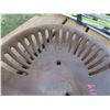 Image 5 : 2 Cast Tractor Seats