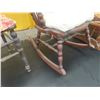 Image 6 : Rocking Chair and Press-Back Chair