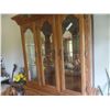 Image 3 : Oak 2-Piece China Cabinet, Lighted