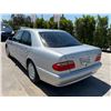 Image 4 : MERZ E-CLASS 2001 T-DONATION
