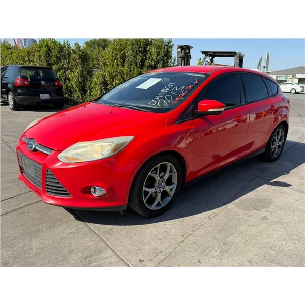 FORD  FOCUS  2013 SALV-T-DON SMOG
