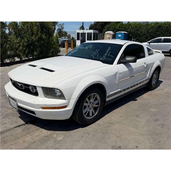 FORD  MUSTANG 2005 T-DONATION