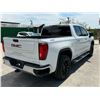 Image 3 : GMC SIERRA 2019 O/S TITLE 2 DAYS