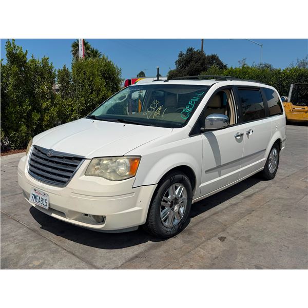 CHRY TOWN & COUNTRY 2008 T-DONATION