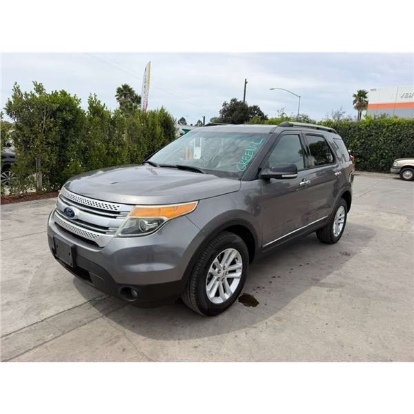 FORD  EXPLORER  2014 SALV-T REPO- 2 DAYS