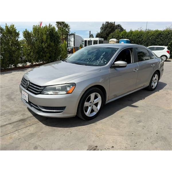 VOLK PASSAT 2014 T-DONATION