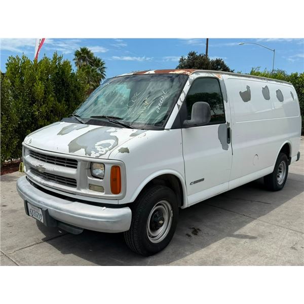 CHEV EXPRESS 2500 2002 T-DONATION