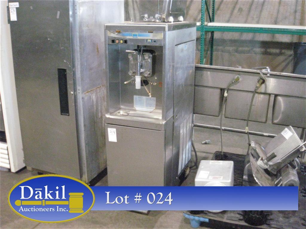 TAYLOR MOD 6027 SINGLE FLAVOR ICE CREAM MACHINE