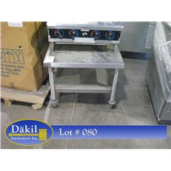 26" CASTERED STAINLESS STEEL EQUIPMENT STAND