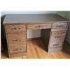 Image 1 : DeFehr Traditions Desk, Oak Finish, Made in Canada