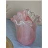Image 6 : 4 Pulled Feather Art Glass Vases and Bowl