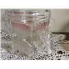 Image 5 : Pressed and Cut Glassware With Swan Motif