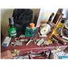 Image 2 : Lot: Watches, Keychains, Cologne, Books, Collectibles